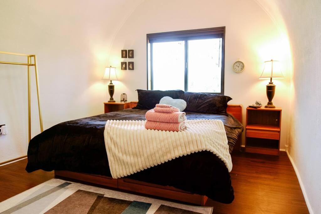 Curlew Earth Home 2Bd W/ Valley & Mountain Views Republic Eksteriør bilde